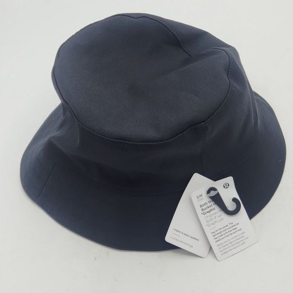 Lululemon Both Ways Reversible Bucket Hat Graphic In Black And True Navy S/M main image 9